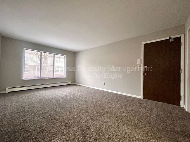 Building Photo - 2235 29th St SW