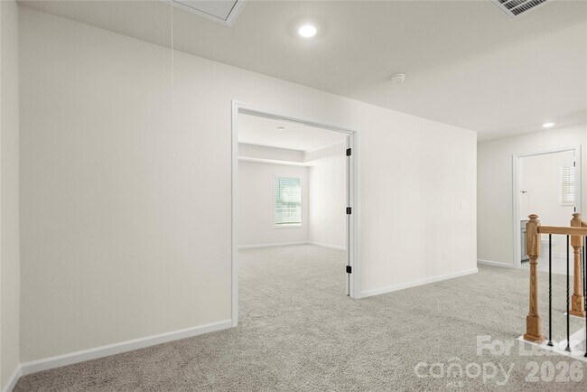 Building Photo - 7185 Sylvan Retreat Dr