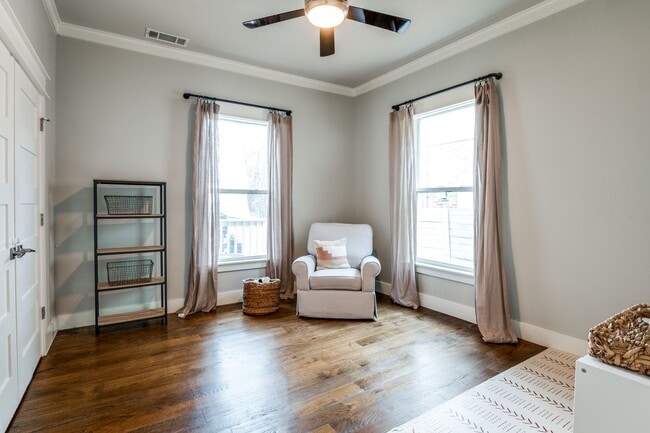 Building Photo - Lower Greenville Craftsman w/ Guest House