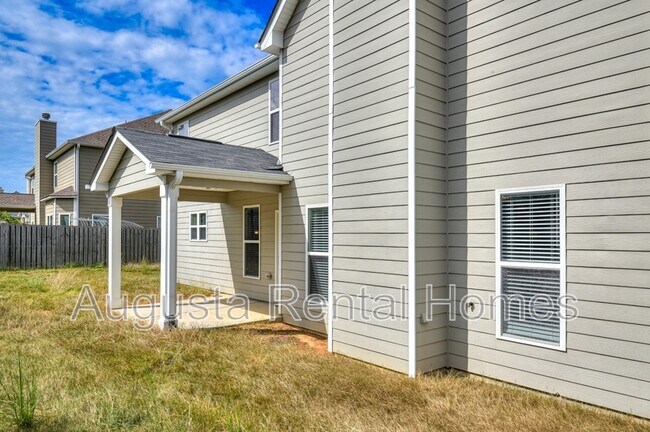 Building Photo - 5014 Vine Ln
