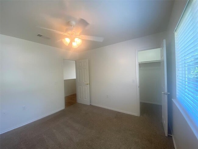 Building Photo - 6914 Meador Ave