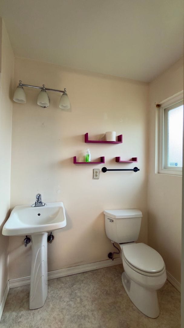 Building Photo - 3 bedroom | 2 bath | Single family home in Citrus Heights