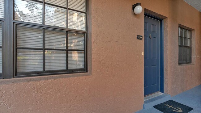 Building Photo - 6100 Gulfport Blvd S