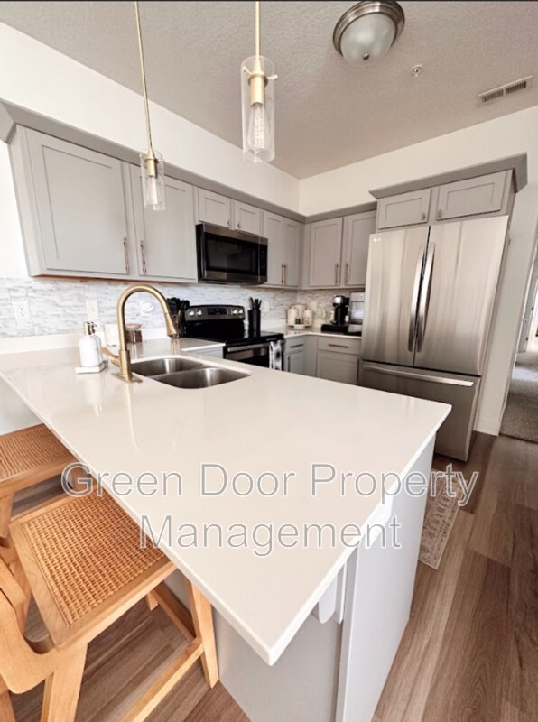 Building Photo - 1809 W Terra Vista Ln