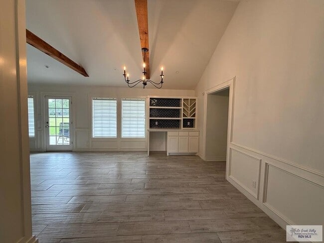 Building Photo - 48 Pizarro Ave