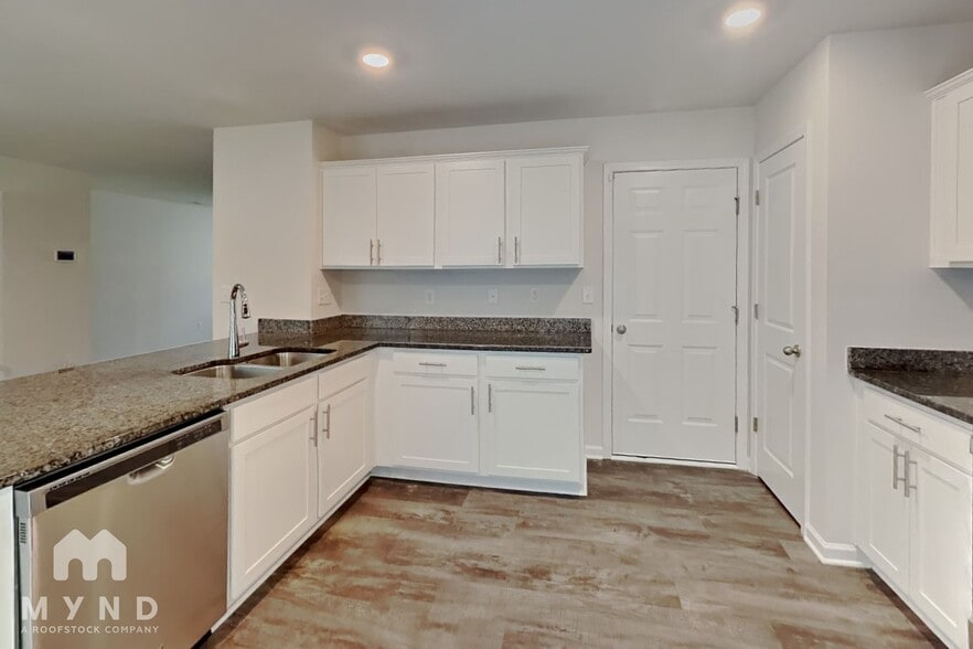 Building Photo - 5517 Jesse Harper Dr