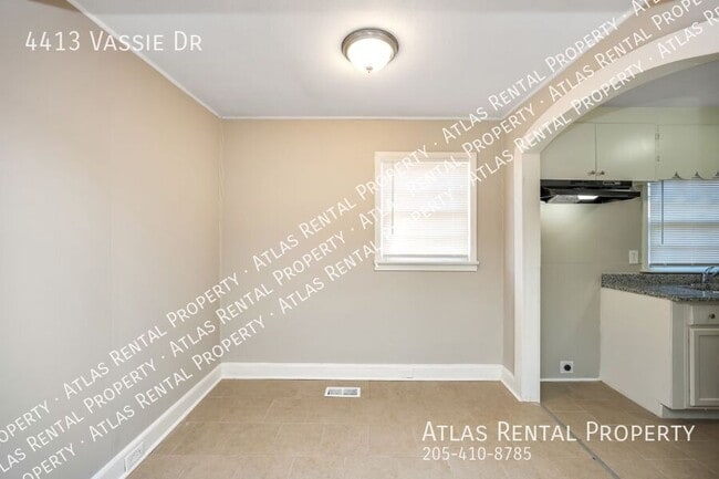 Building Photo - 4413 Vassie Dr