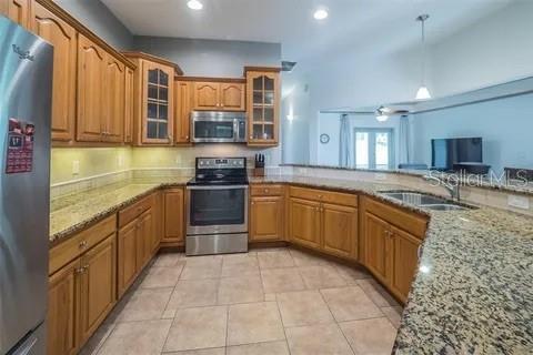 Building Photo - 30442 Island Club Dr