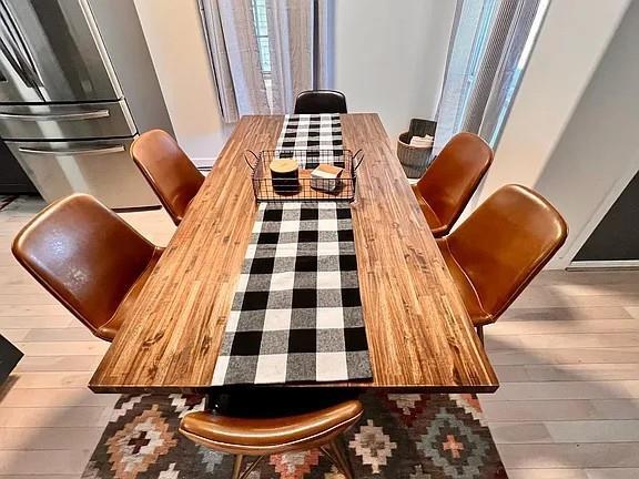 Building Photo - 4 Ulverston Dr