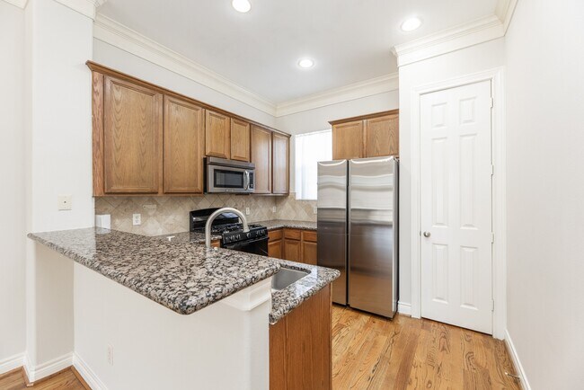 Building Photo - 2616 Starboard Point Dr