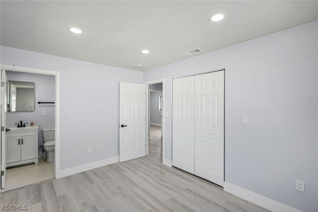 Building Photo - 1389 Pine Ave