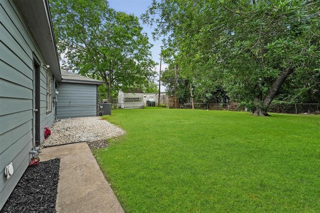 Building Photo - 4225 Citadel Ln