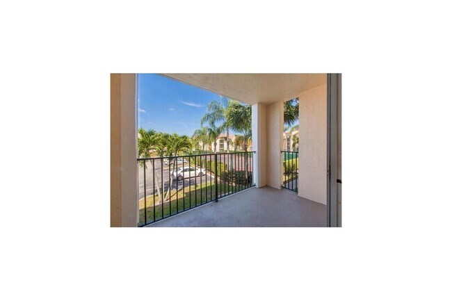 Building Photo - 1733 Village Blvd