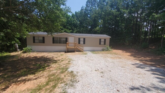 Primary Photo - 4221 Holcomb Cir