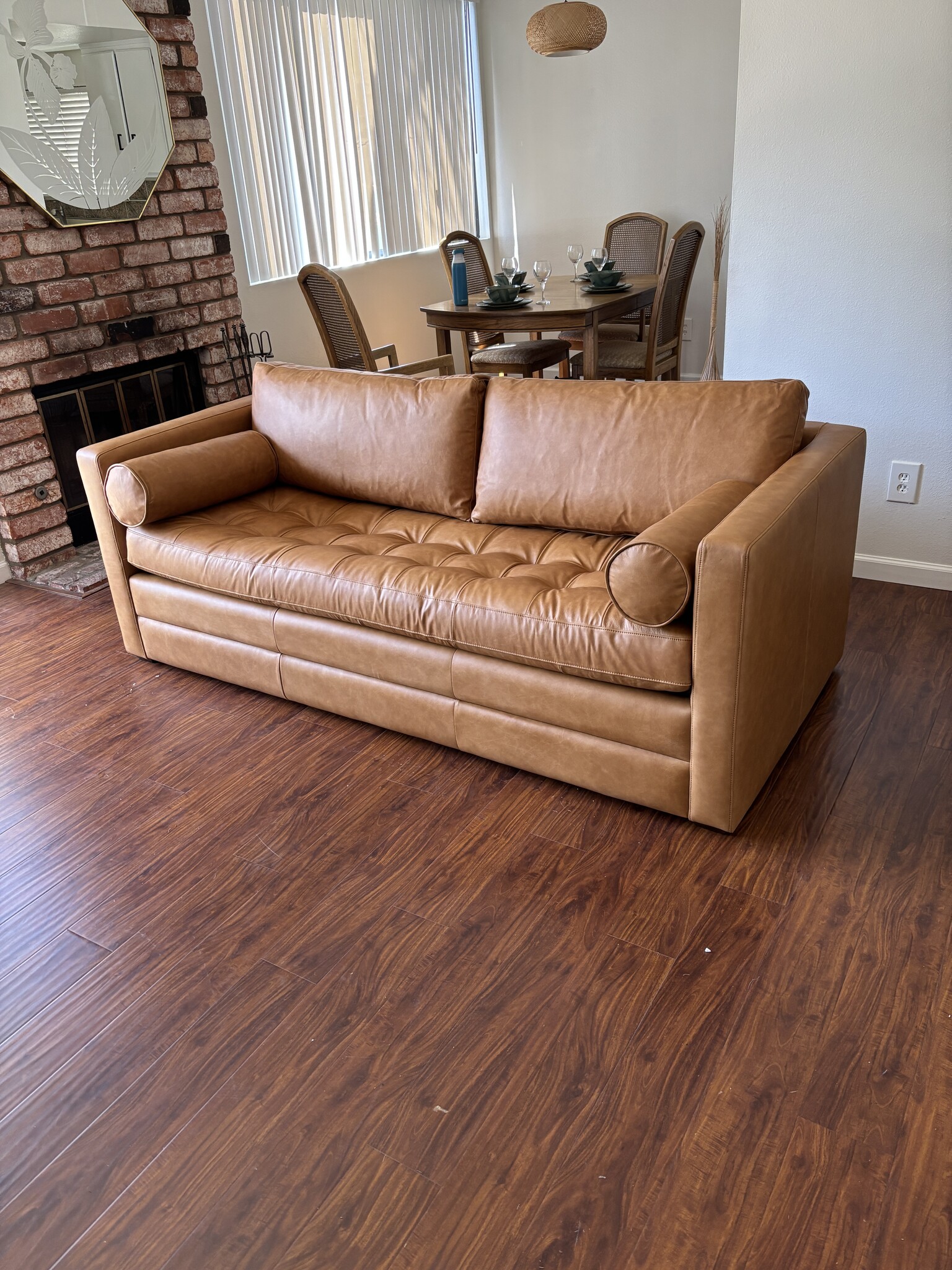Leather sofa - 17722 Sergio Cir
