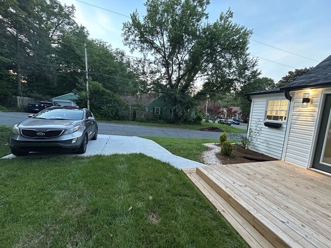 Building Photo - Available Soon! Ardmore WS, 4 Bedroom, 3 F...