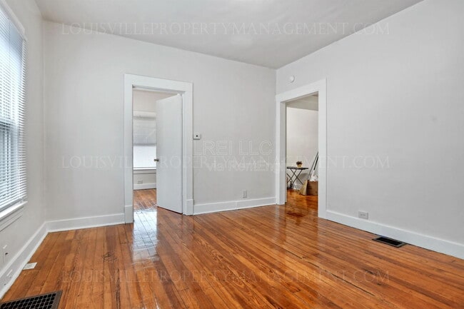 Building Photo - 2334 Standard Ave