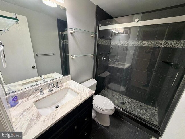 Building Photo - 9619 Glendower Ct