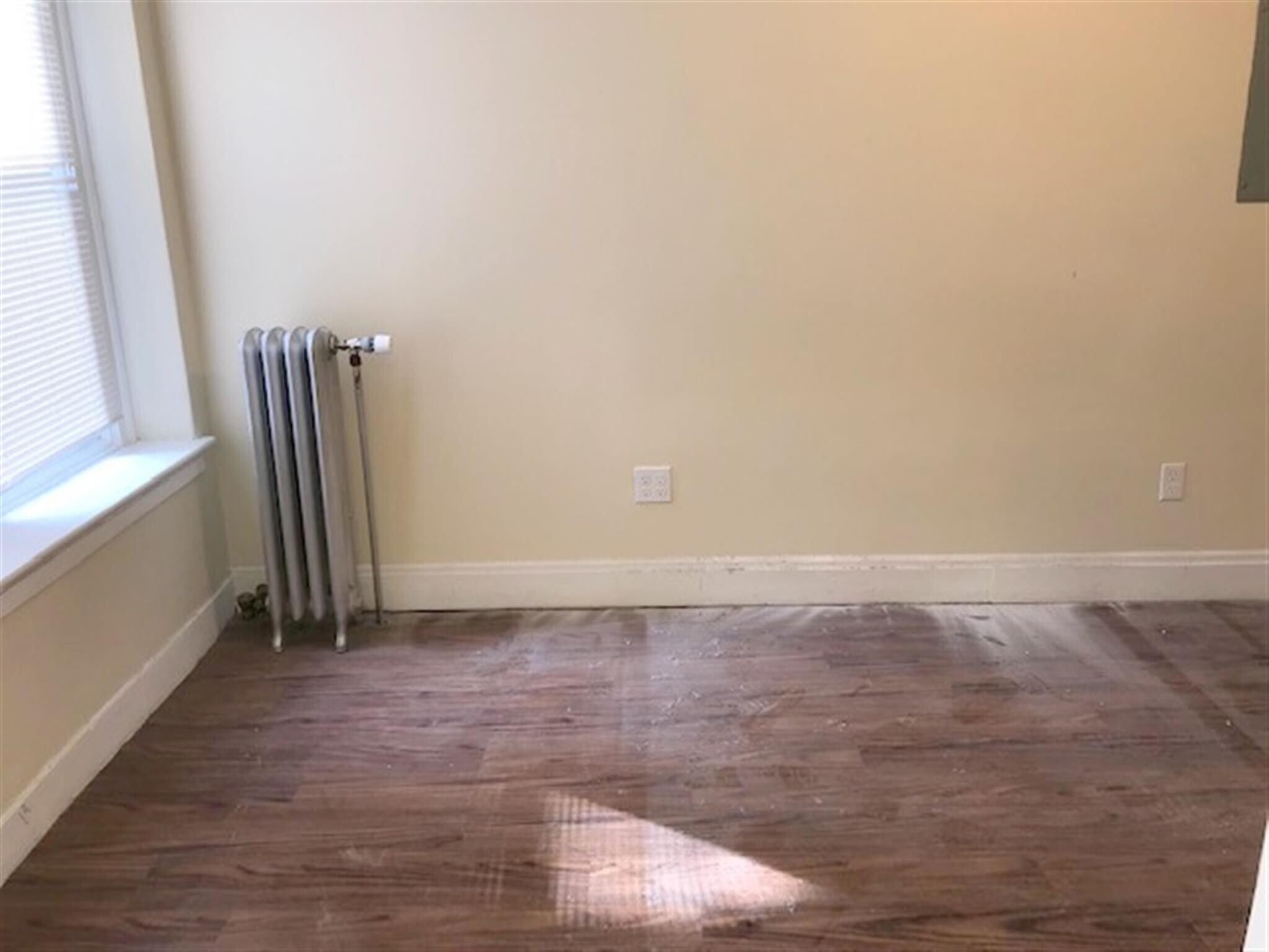 Building Photo - 5 Craigie Cir