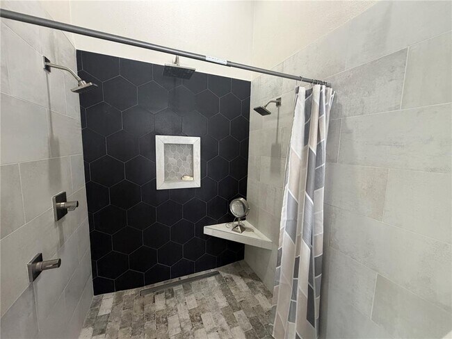 Building Photo - 1115 Landale Ct