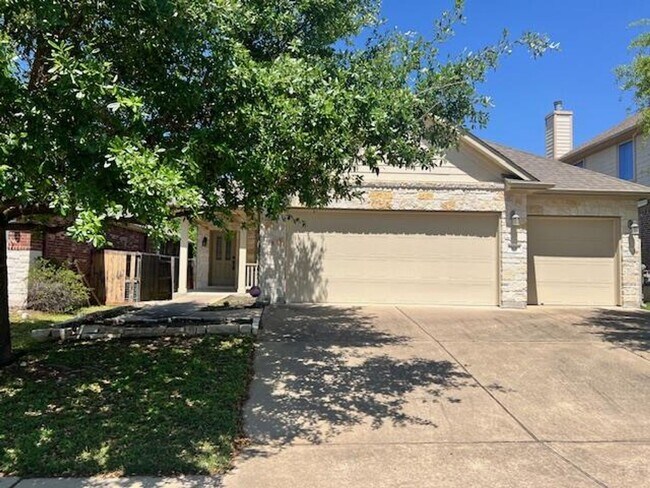 Primary Photo - Executive One Story / 4 bedroom / Reserve ...
