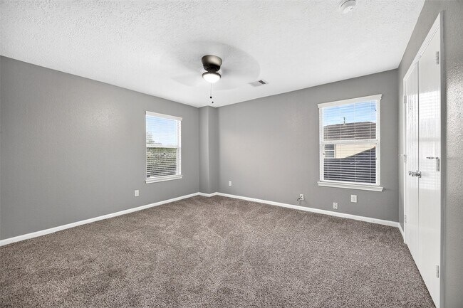 Building Photo - 20722 Fair Castle Dr