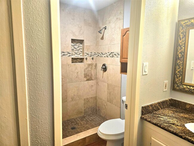 Building Photo - 5853 Village Forest Ct