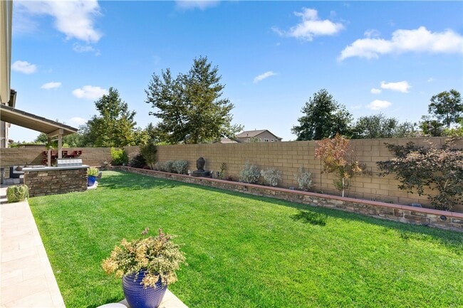 Building Photo - 109 Sabiosa