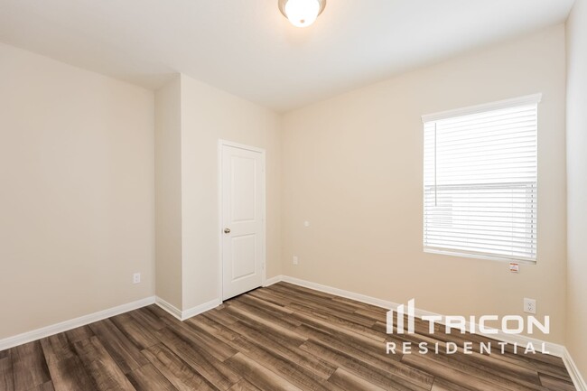 Building Photo - 7447 Boa Holw