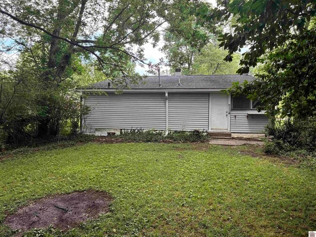 Building Photo - 1207 Markham Ave