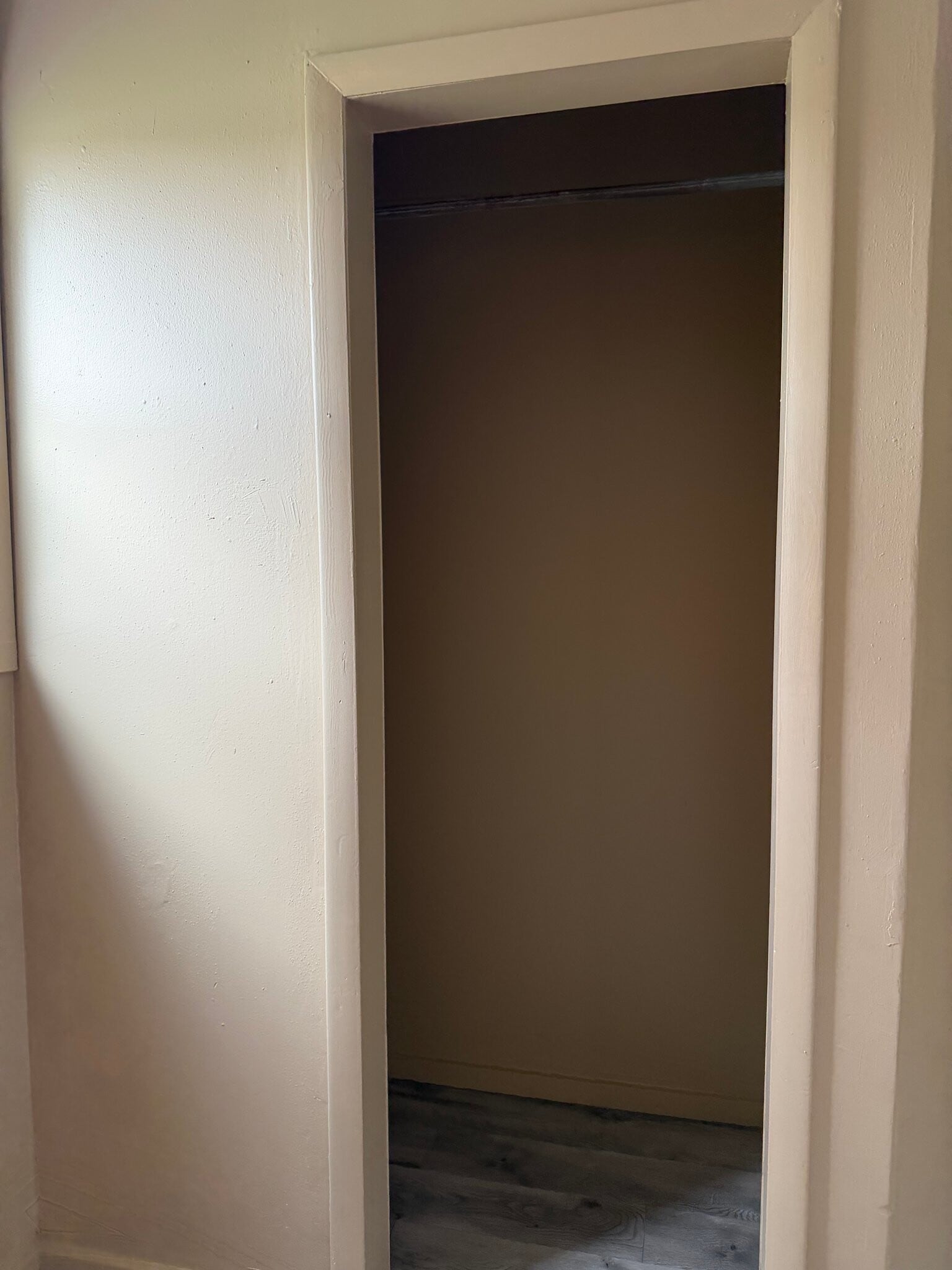 Building Photo - 713 S Billings Blvd