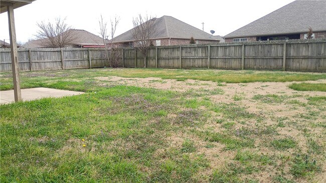 Building Photo - 2703 SW Ledbury Cove