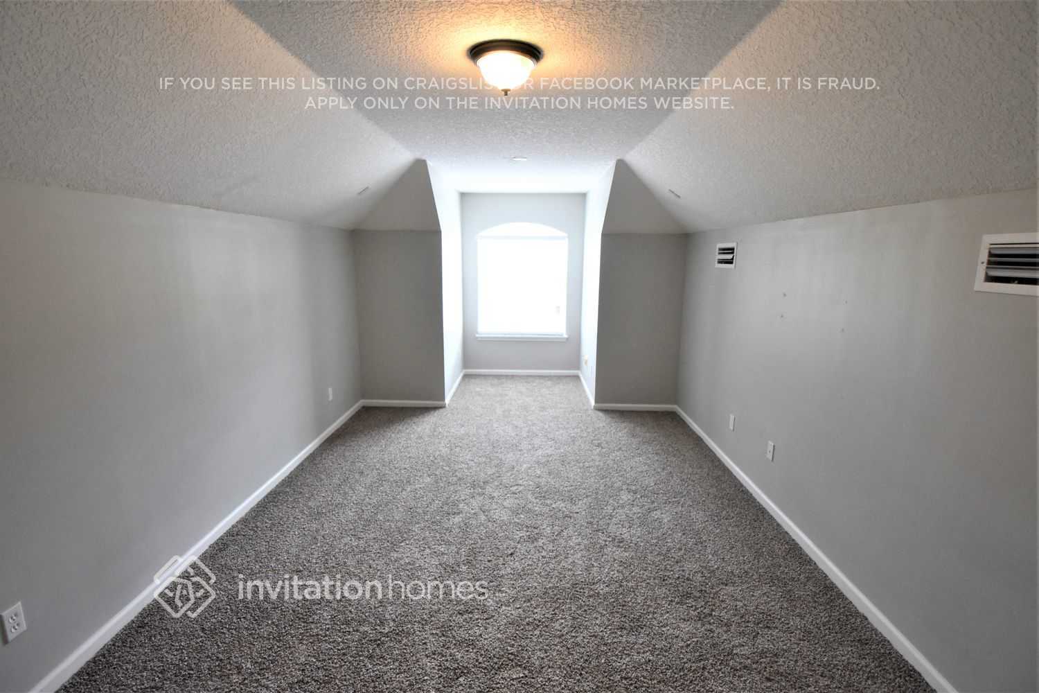 Building Photo - 1260 Harbour Town Dr