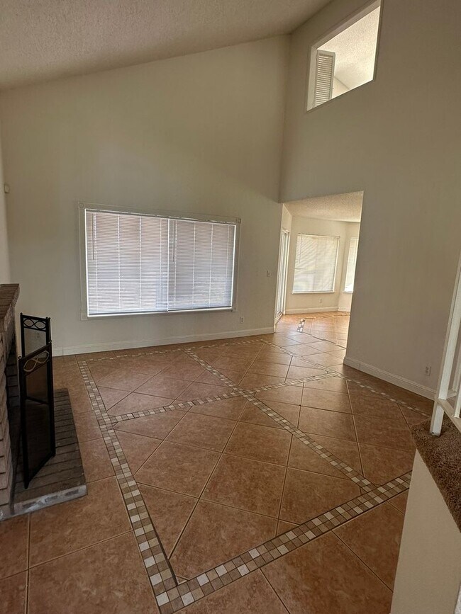 Building Photo - 3bd/2ba House (Moreno Valley)