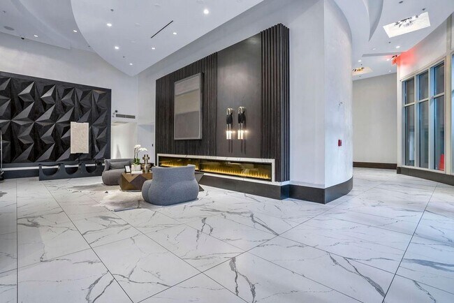 Building Photo - 400 W Peachtree St NW