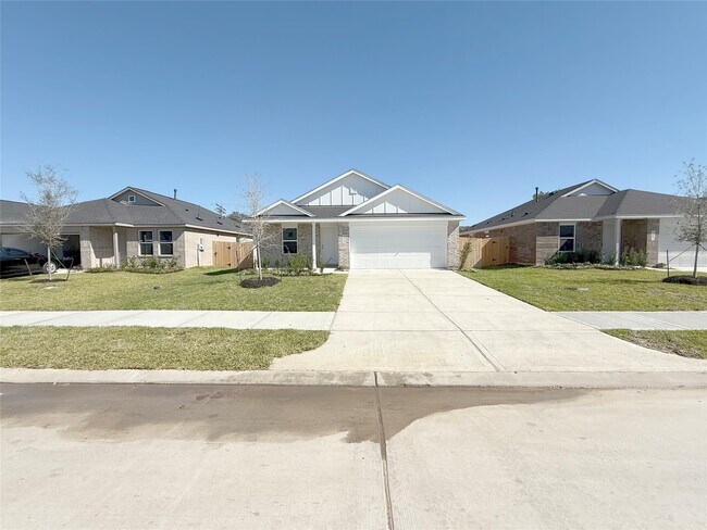 Building Photo - 505 Robin Ct