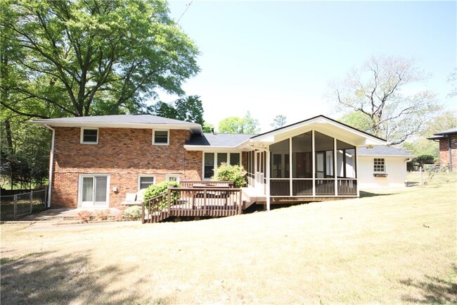 Building Photo - 1735 Moonstone Ct
