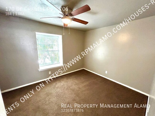 Building Photo - **APPLICATION RECEIVED** **MOVE-IN SPECIAL...