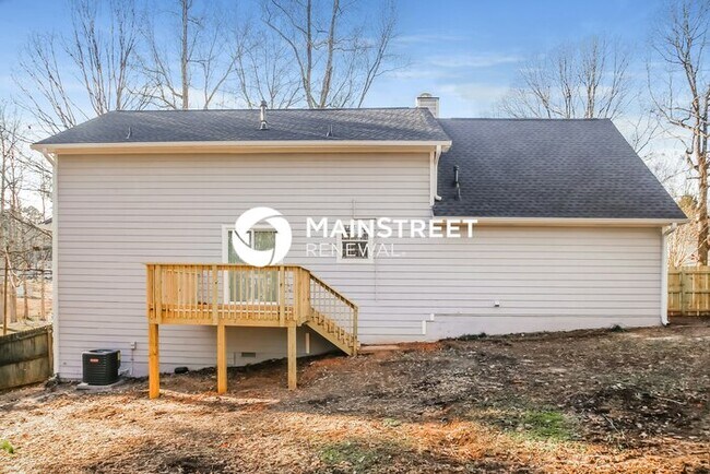 Building Photo - 3 Bedroom Pet-Friendly Home in DOUGLASVILLE, GA with Main Street Renewal