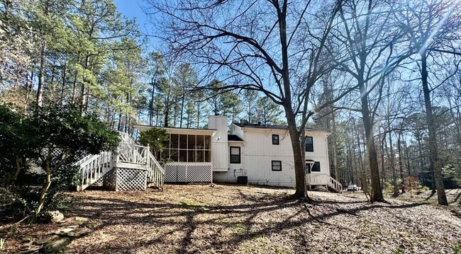Building Photo - 1+ Acre of Wooded Privacy in Allatoona High School