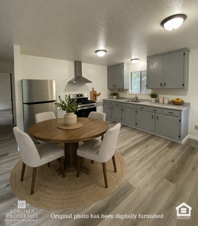 Building Photo - Charming  2BD/2BA Home in Sonoma