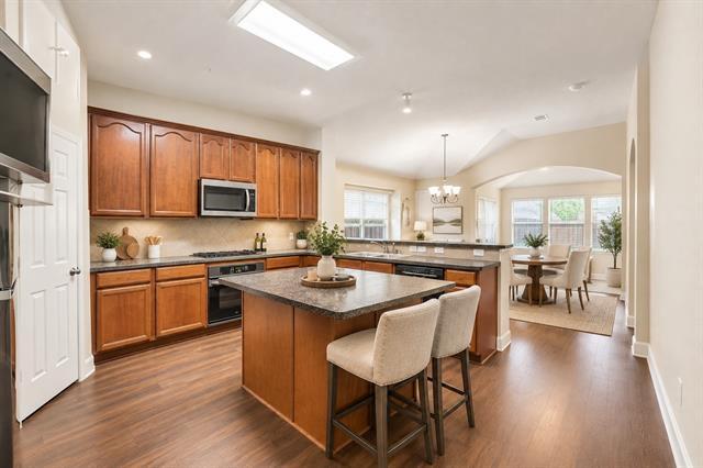 Building Photo - 12618 Red Hawk Dr