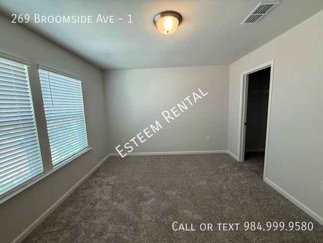 Building Photo - 269 Broomside Ave