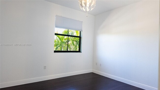 Building Photo - 3530 W 88th St