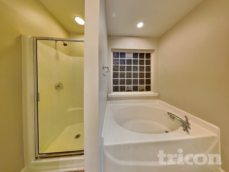 Building Photo - 7167 Marlin St