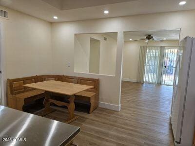 Building Photo - 4423 E Catalina Ave