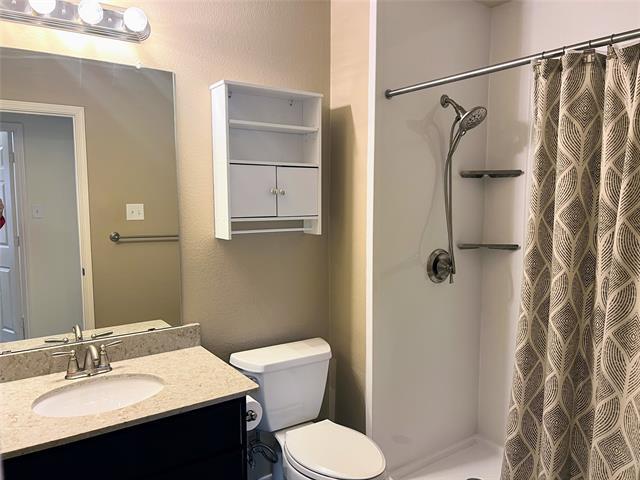 Building Photo - 1616 Bluebird Dr