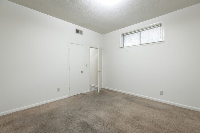 Building Photo - 3408 Gail Dr
