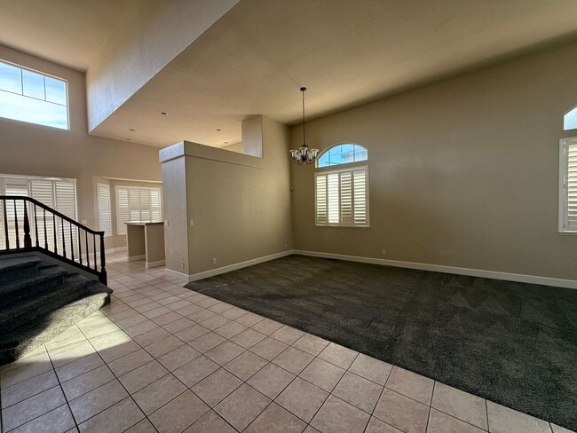 Building Photo - Beautiful 3 bed, 3 full bath two story home including a 3 car garage with 2800 sq ft of living space