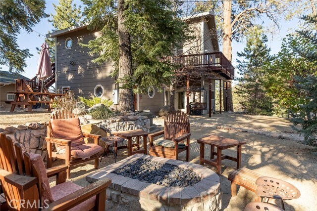 Building Photo - 930 Cameron Dr